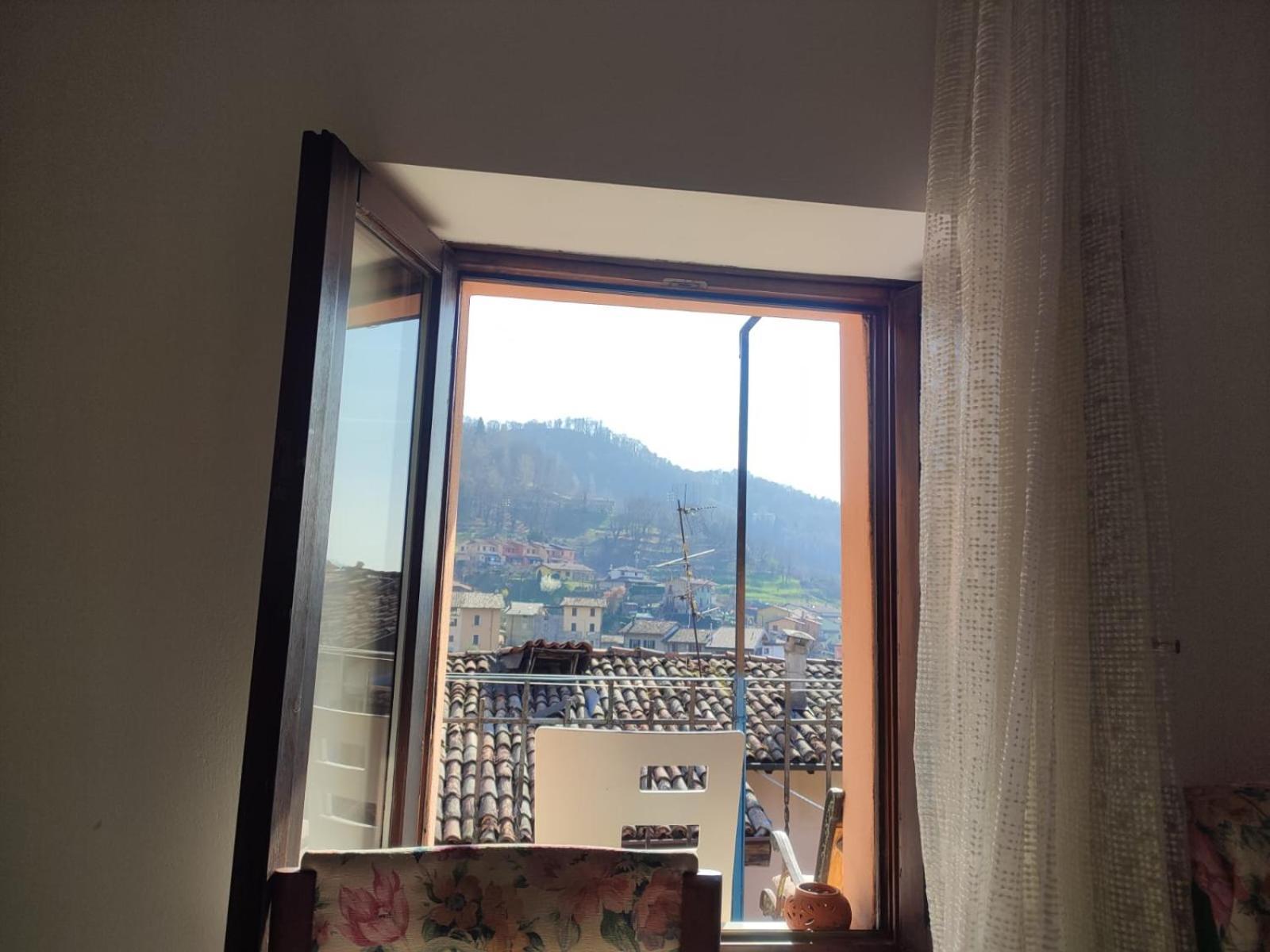 Апартаменти Cute Little Flat With View, 20 Mins To Bgy Airport Pradalunga Екстер'єр фото